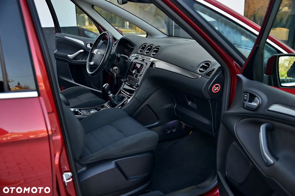 Ford S-Max 2.0 TDCi DPF Titanium - 33