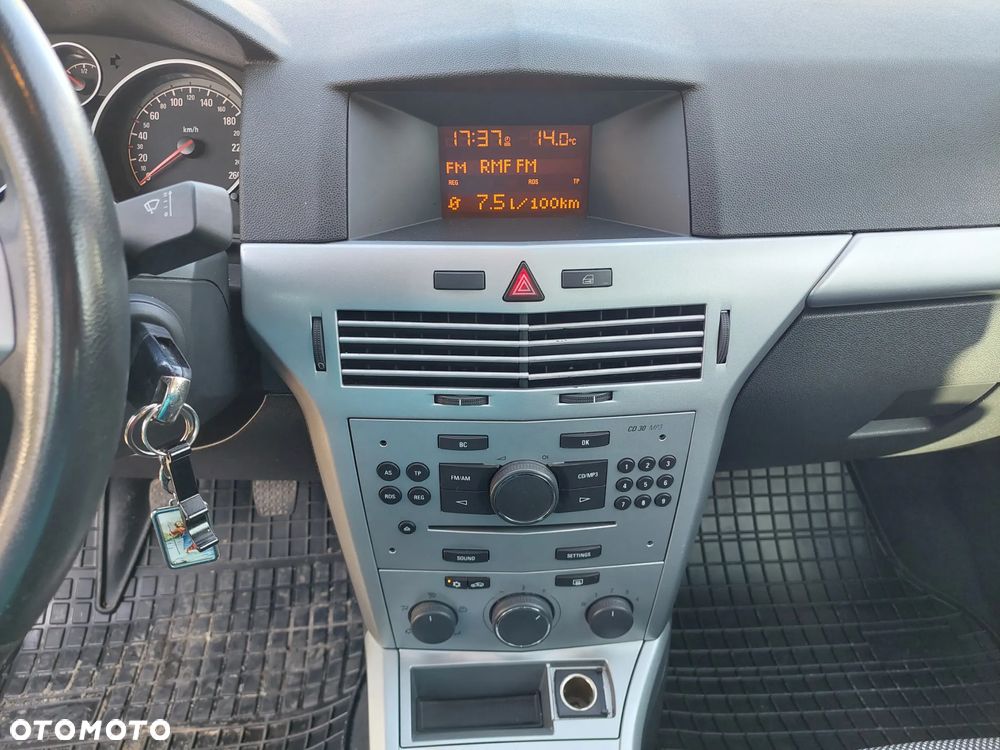 Opel Astra 1.6 Edition Sport - 17