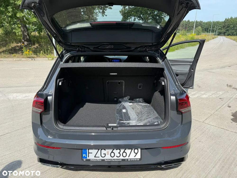 Volkswagen Golf VIII 1.5 TSI EVO R-Line - 8