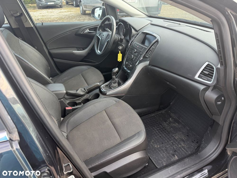 Opel Astra 1.7 CDTI DPF Cosmo - 9