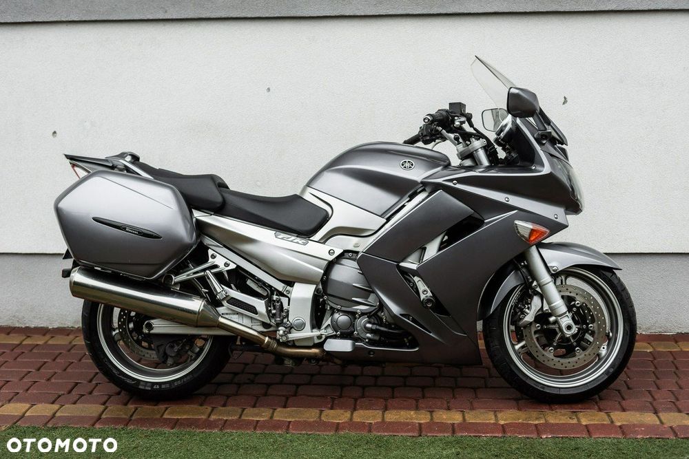 Yamaha FJR - 3