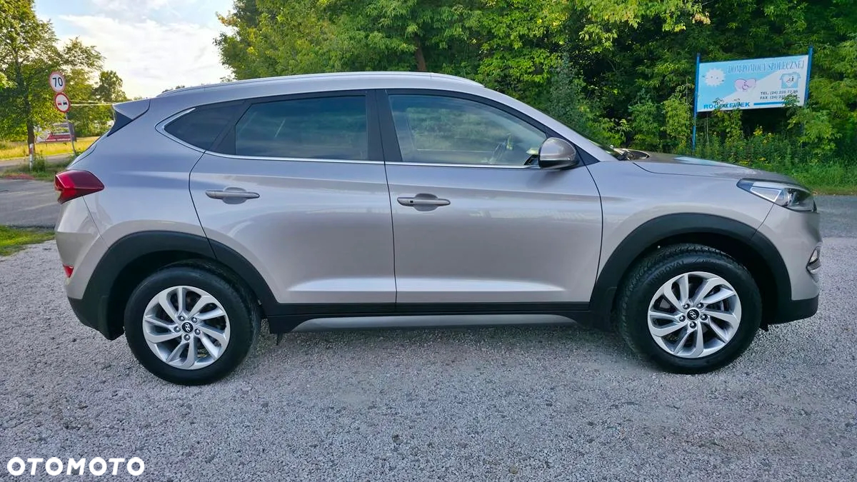 Hyundai Tucson - 8