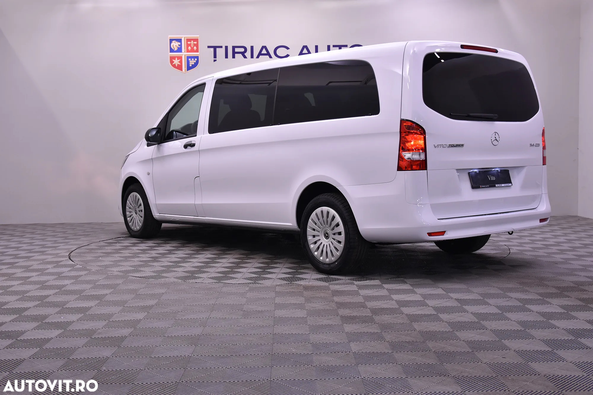 Mercedes-Benz Vito 114 CDI Tourer Extralang HA Aut. PRO - 3