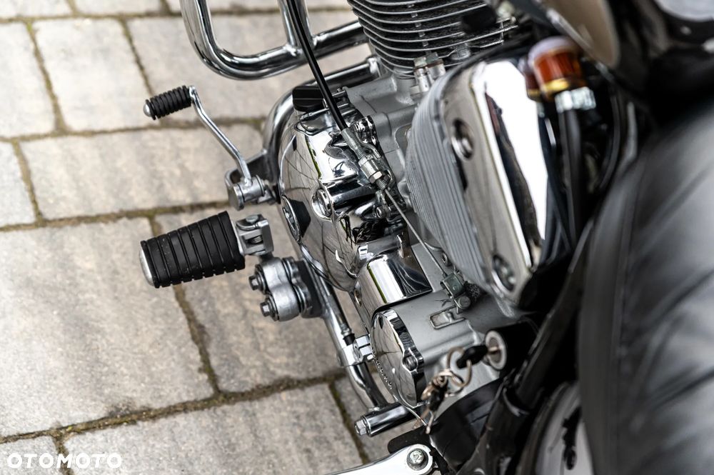 Yamaha XV - 37