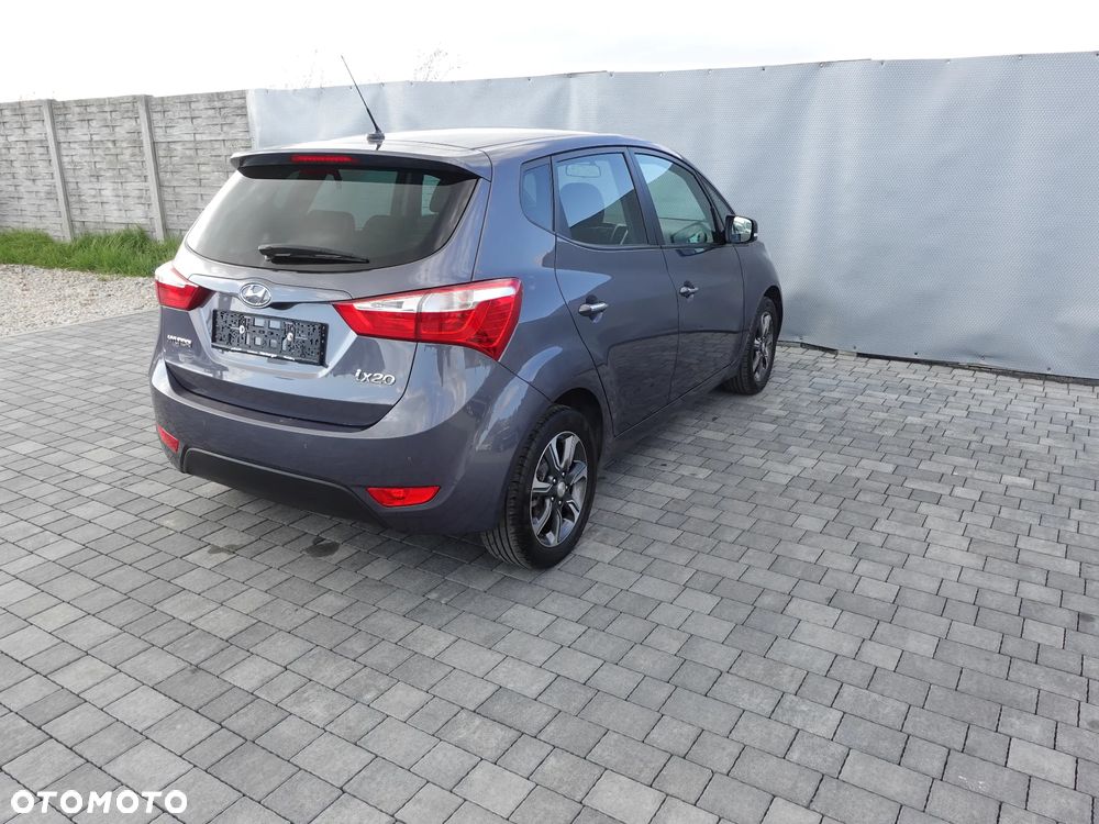 Hyundai ix20 1.6 Automatik Space - 2