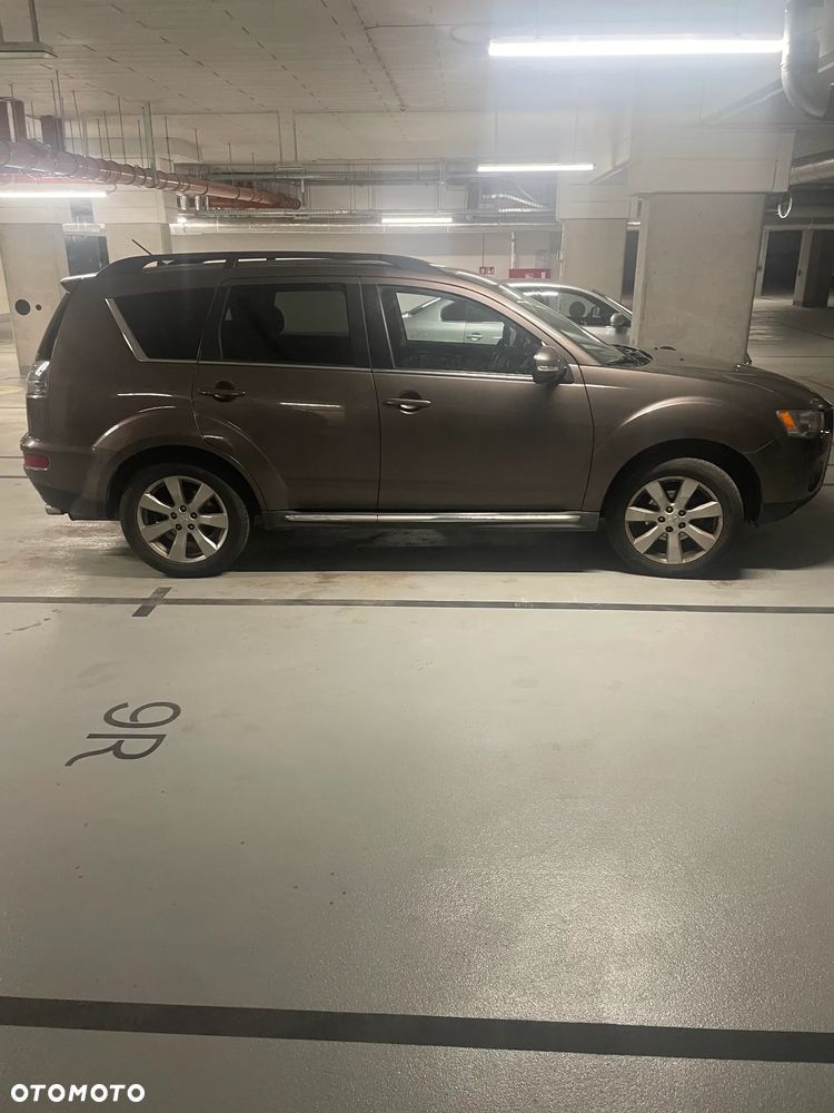 Mitsubishi Outlander 2.2 DID Intense EU5 - 3
