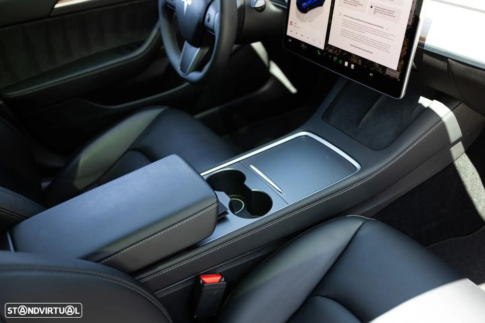 Tesla Model 3 Long-Range Dual Motor AWD - 18