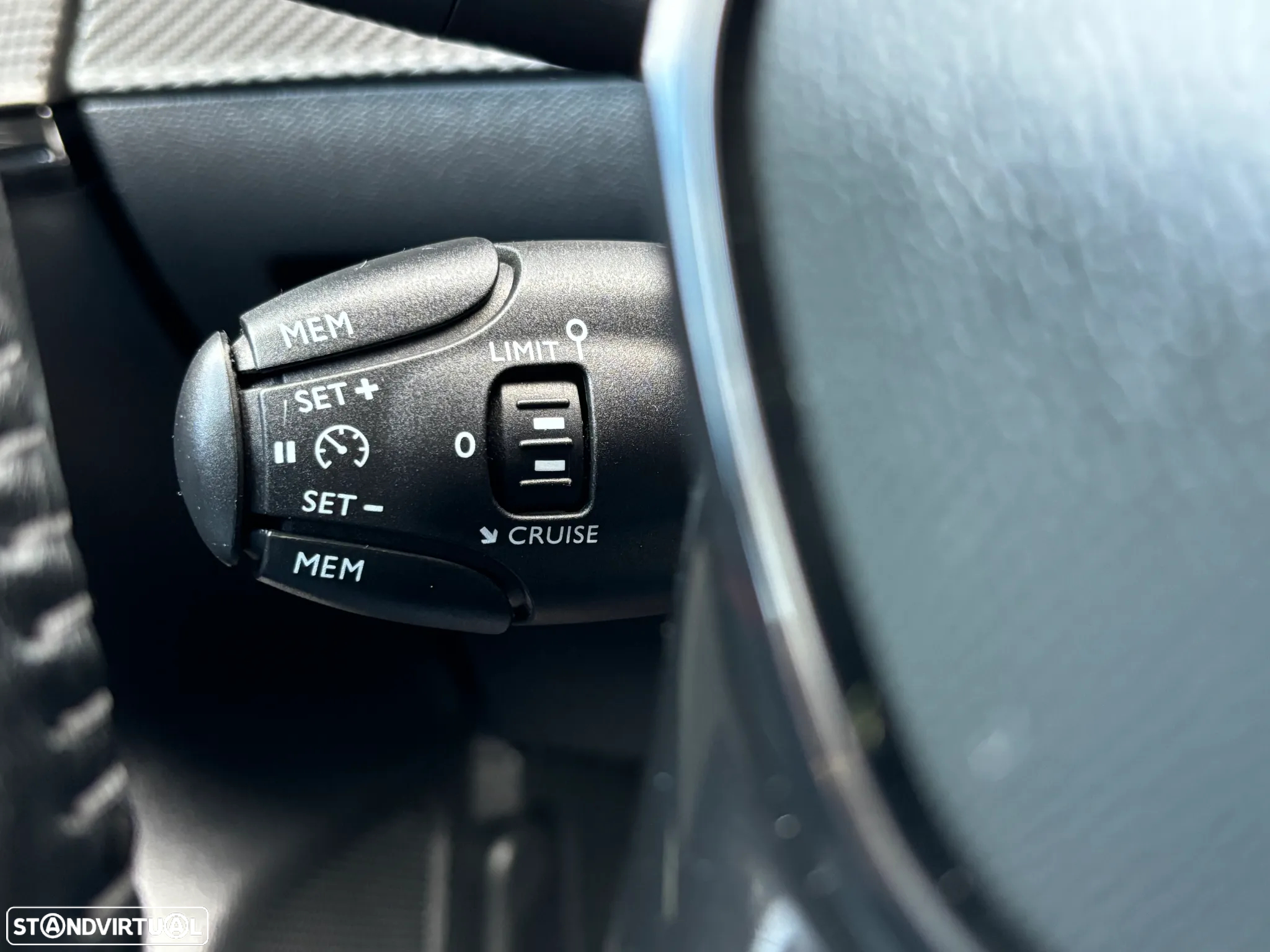 Peugeot e-208 50 kWh Active Pack - 20
