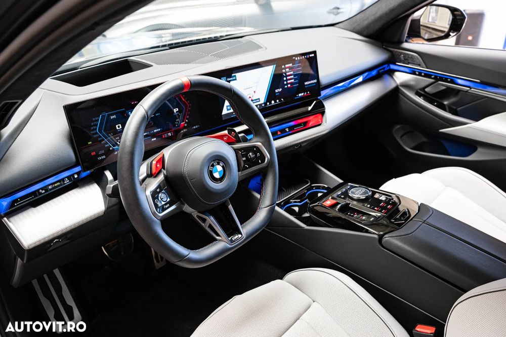 BMW M5 xDrive - 7