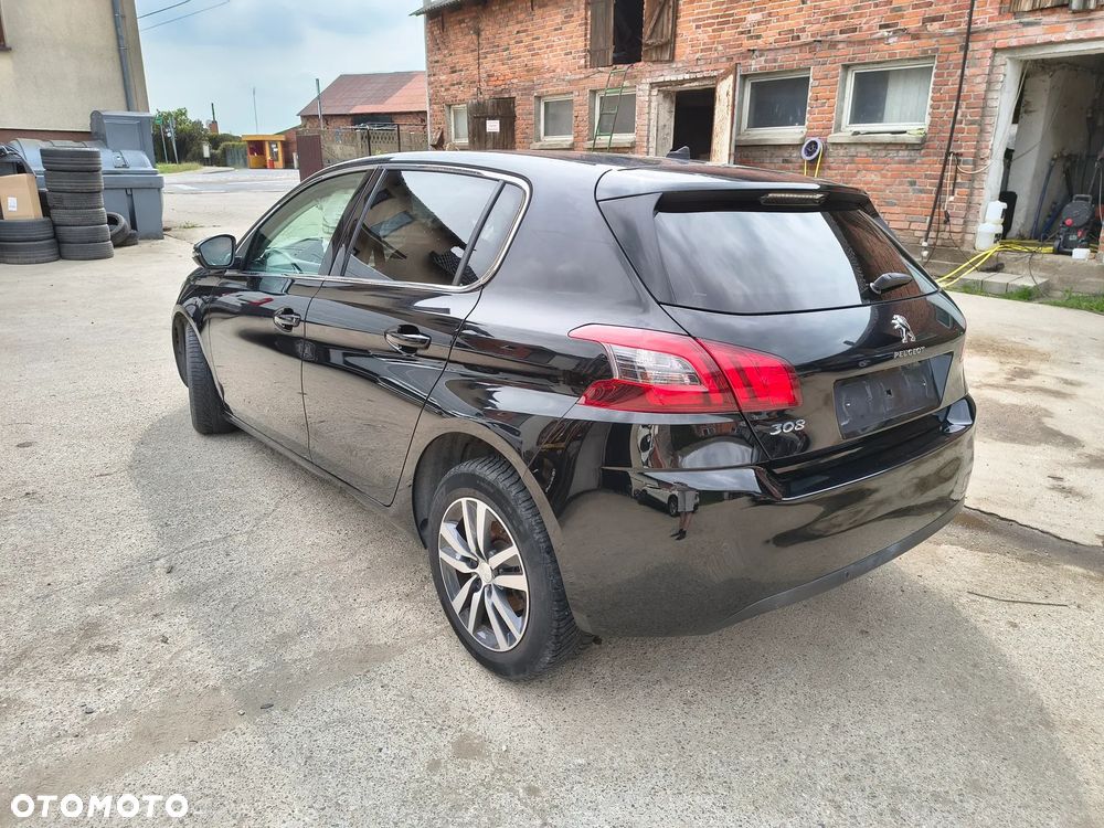 Peugeot 308 - 10