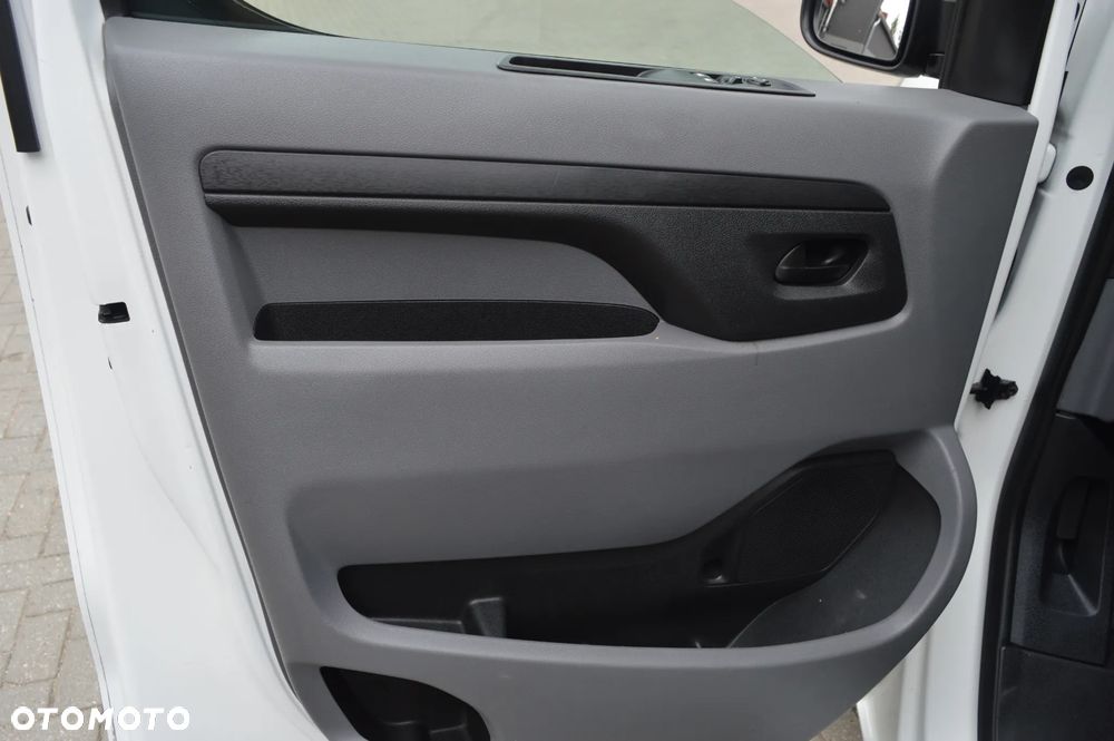 Peugeot EXPERT - 13
