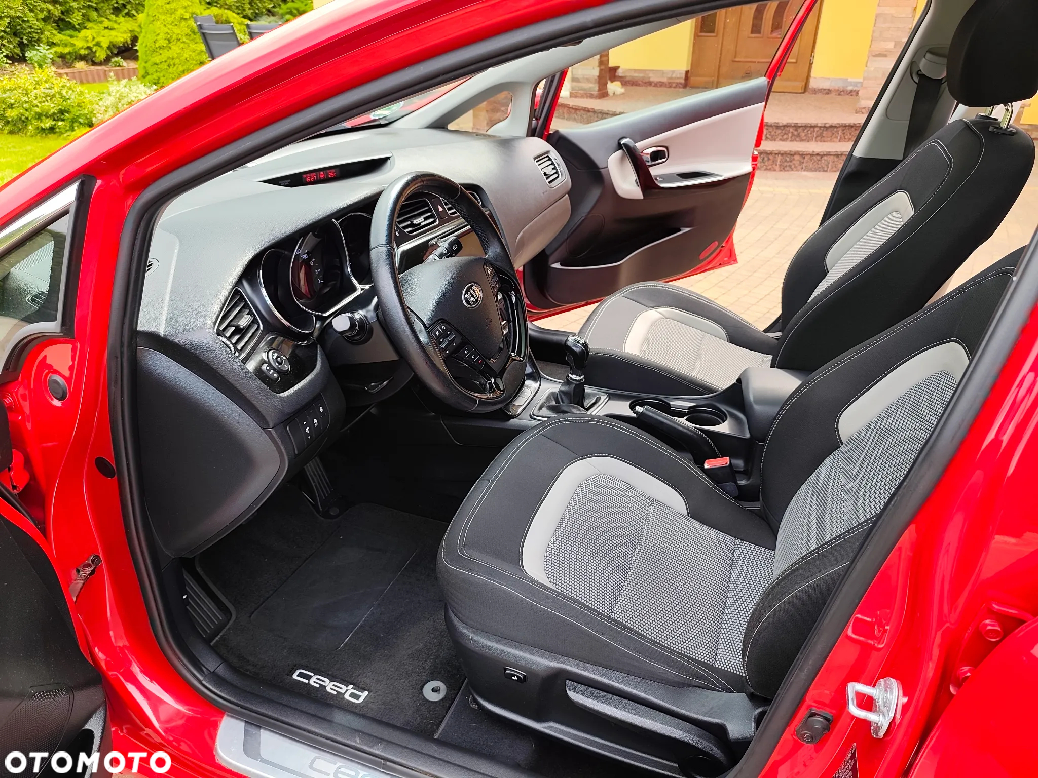 Kia Ceed 1.6 GDI Platinum Edition - 15