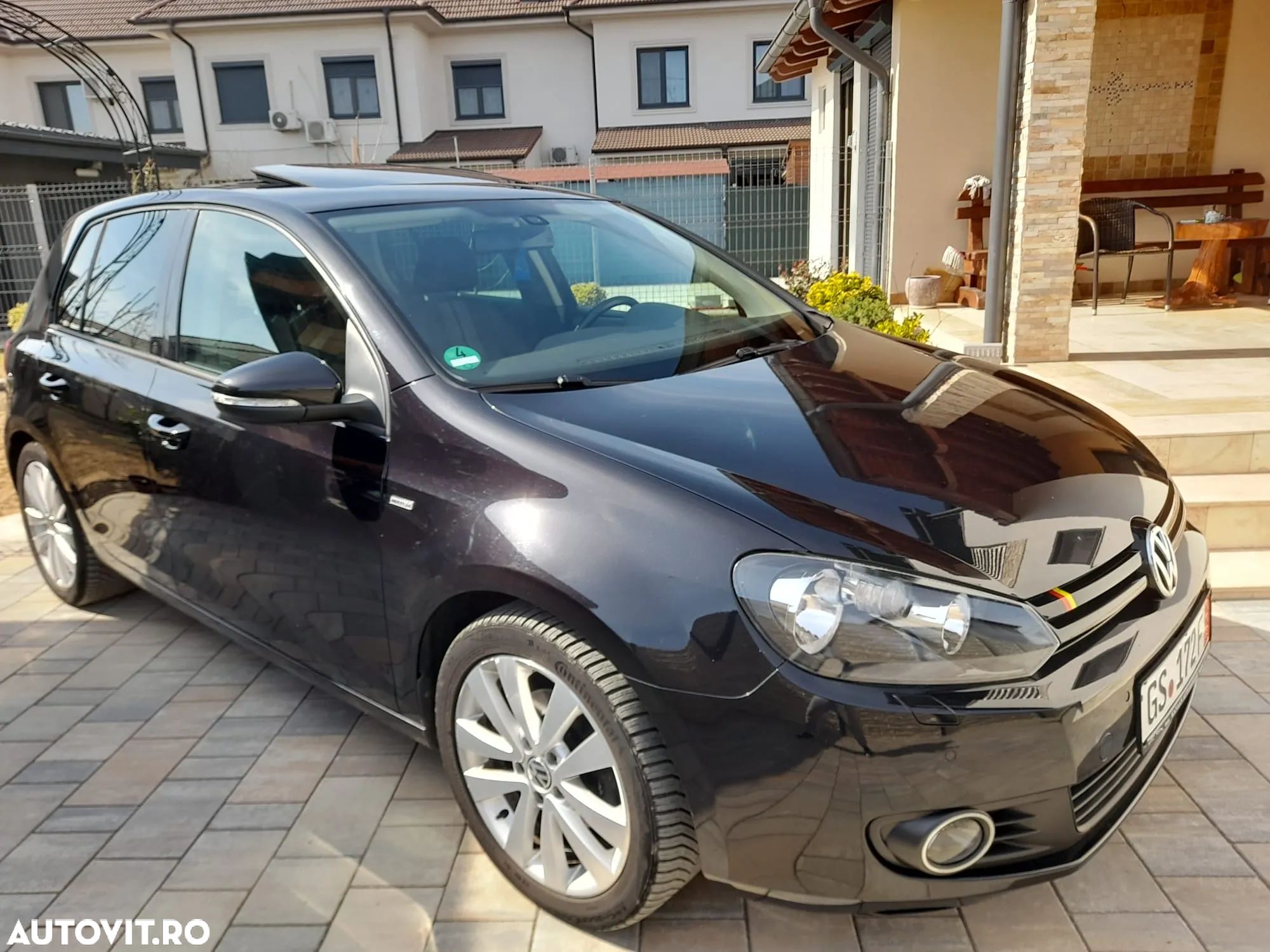 Volkswagen Golf 1.2 TSI MATCH - 1