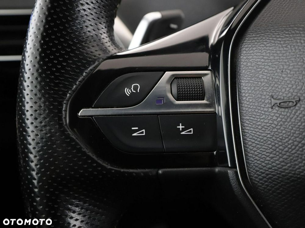 Peugeot 3008 2.0 BlueHDi GT S&S EAT8 - 32