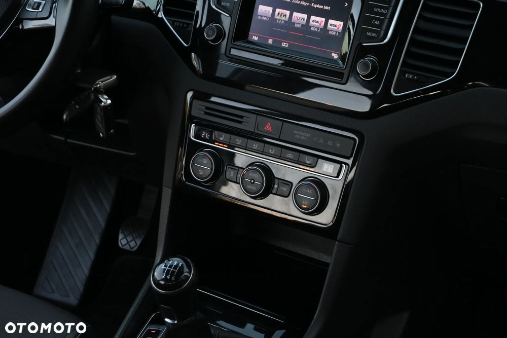 Volkswagen Golf Sportsvan 1.4 TSI (BlueMotion Technology) Highline - 25