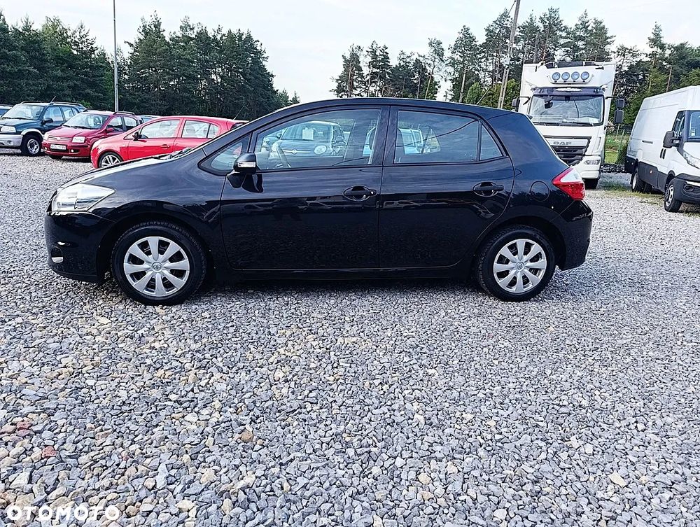 Toyota Auris 1.33 VVT-i Terra Start - 3