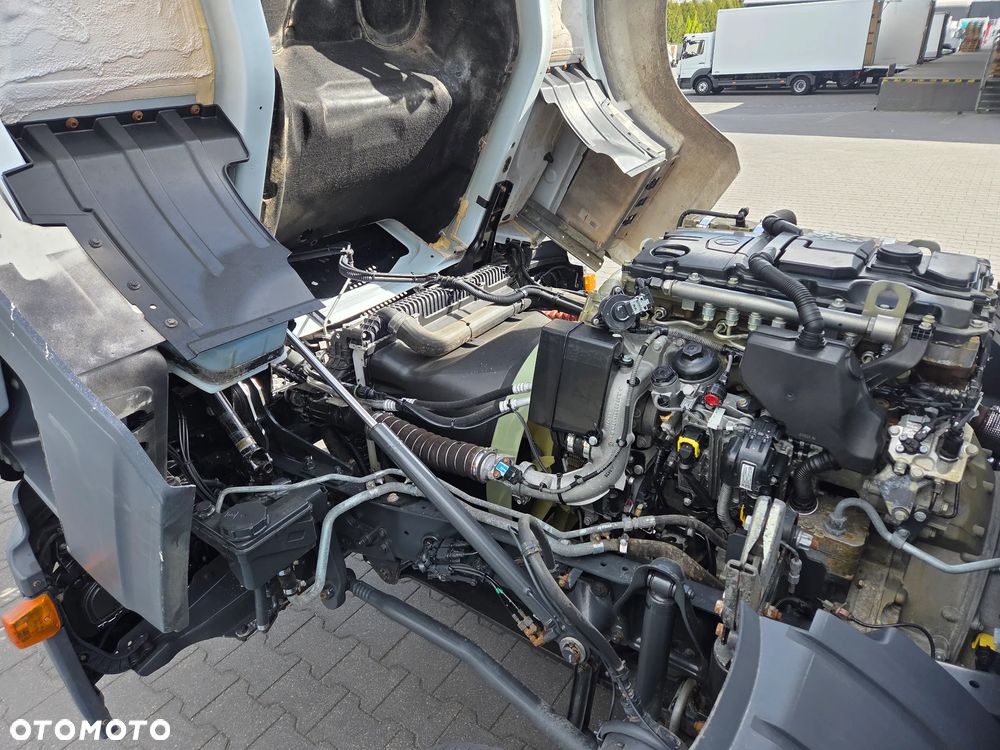 Mercedes-Benz Atego 821 - 40