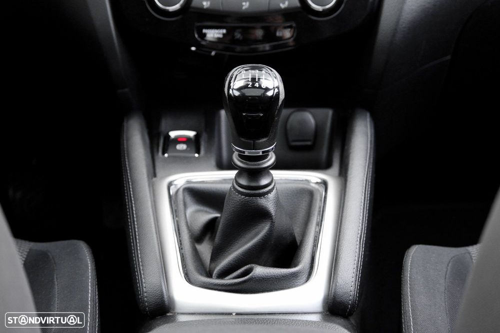 Nissan Qashqai 1.5 dCi Tekna Premium - 22