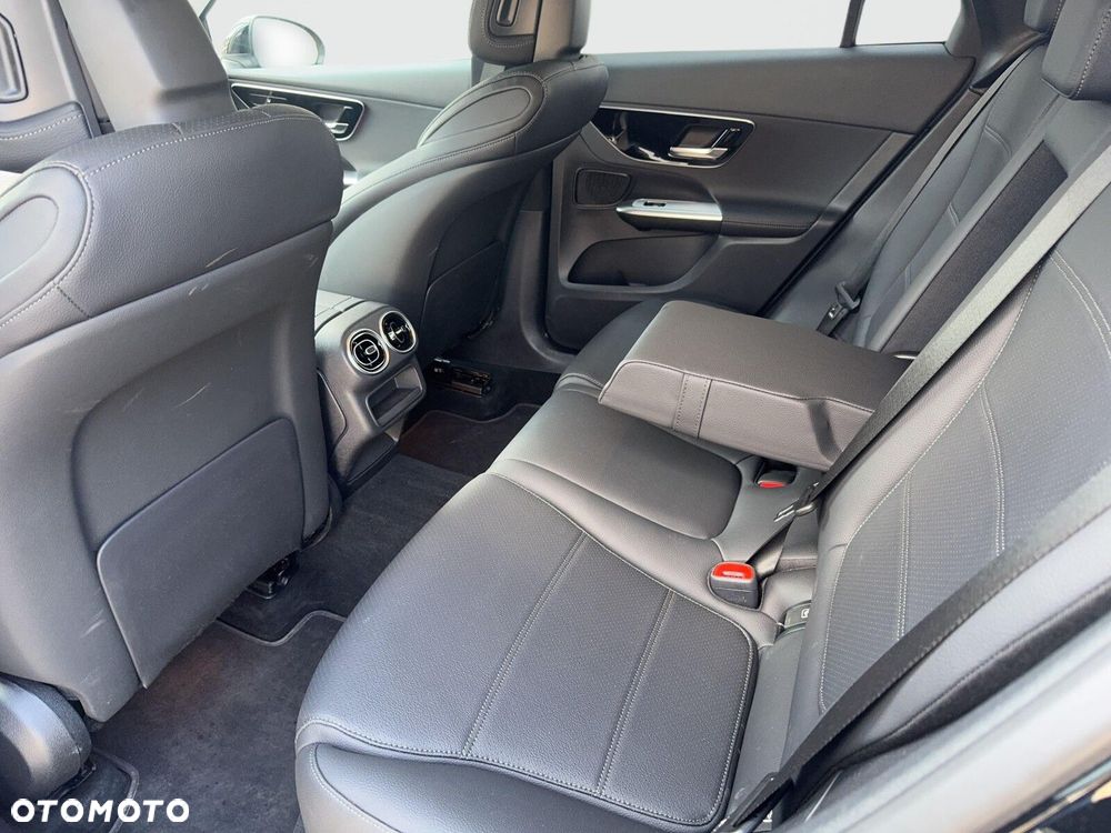 Mercedes-Benz GLC - 18