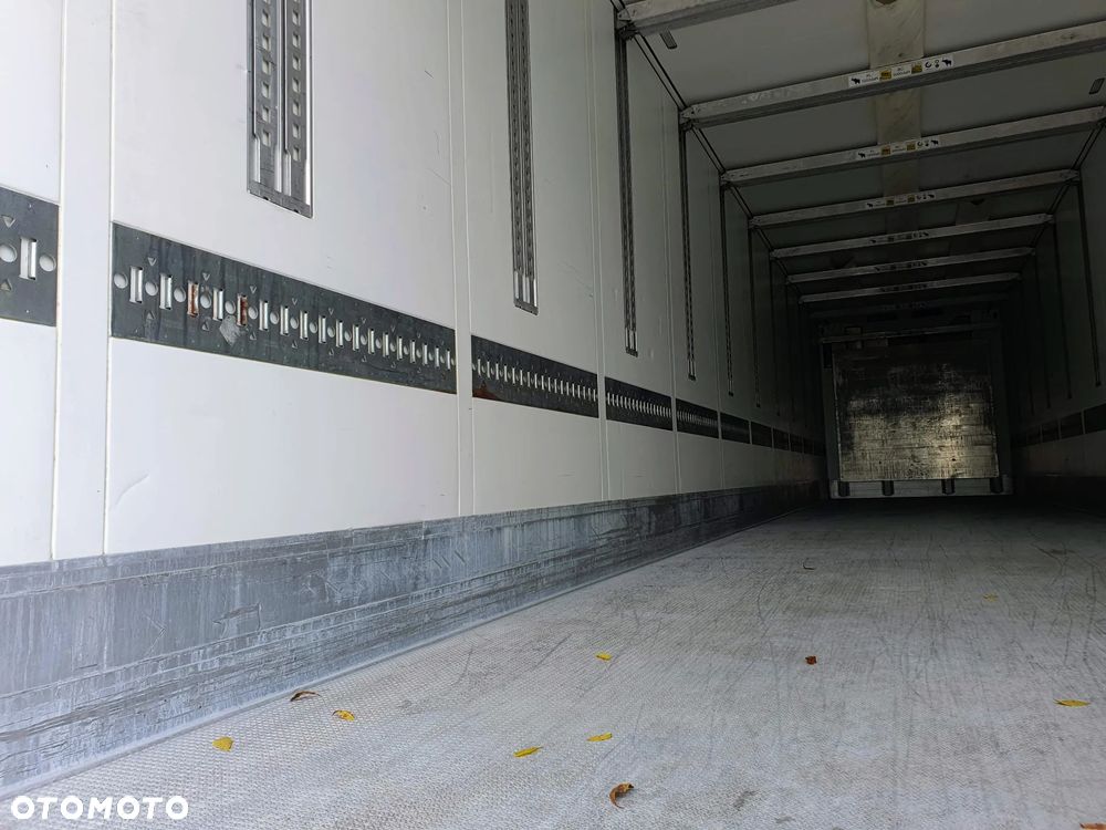 Schmitz Cargobull SKO 24/L FP 60 • 2018 r. • Doppelstock (komplet belek) • - 9