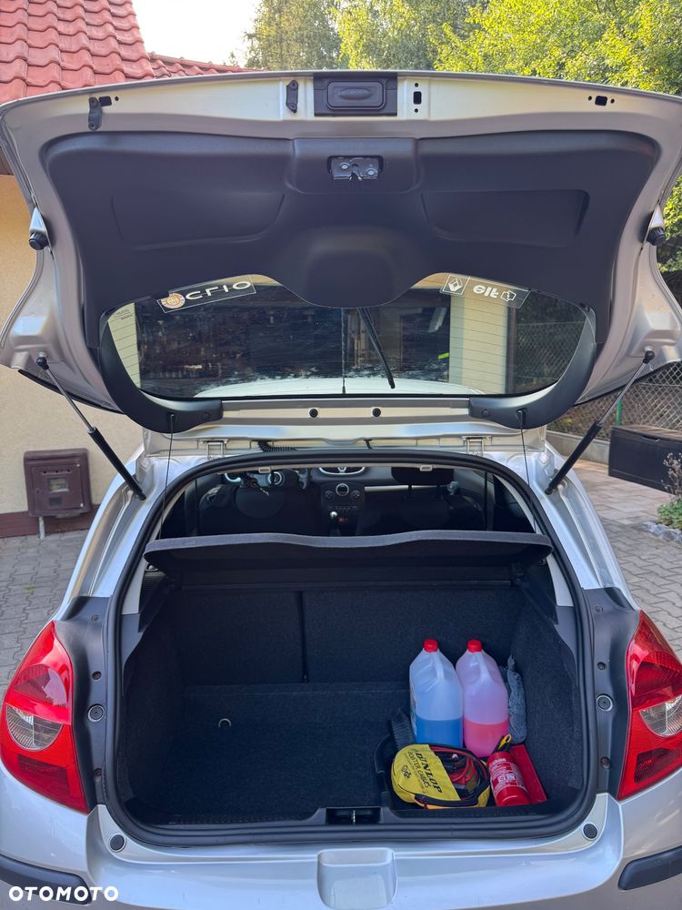 Renault Clio 1.6 16V Extreme - 16