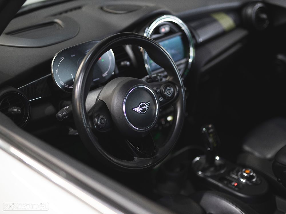 MINI 3 Portas Cooper SE - 15