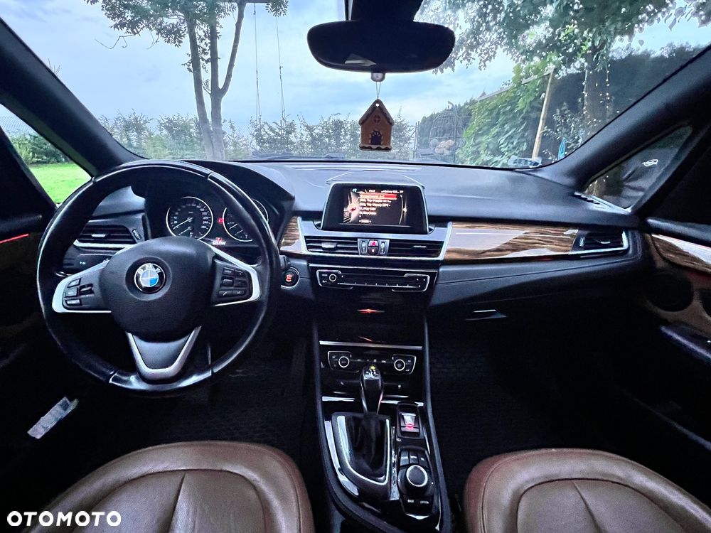 BMW Seria 2 218i Luxury Line - 11