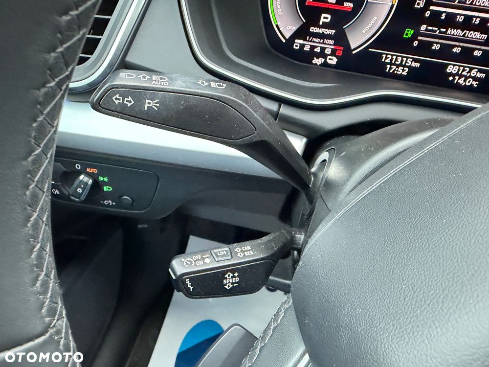 Audi Q5 Sportback - 26