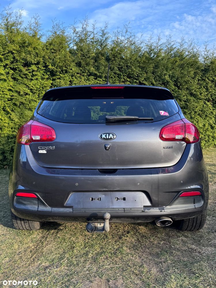 Kia Ceed 1.6 CRDi 128 97g Edition 7 - 6