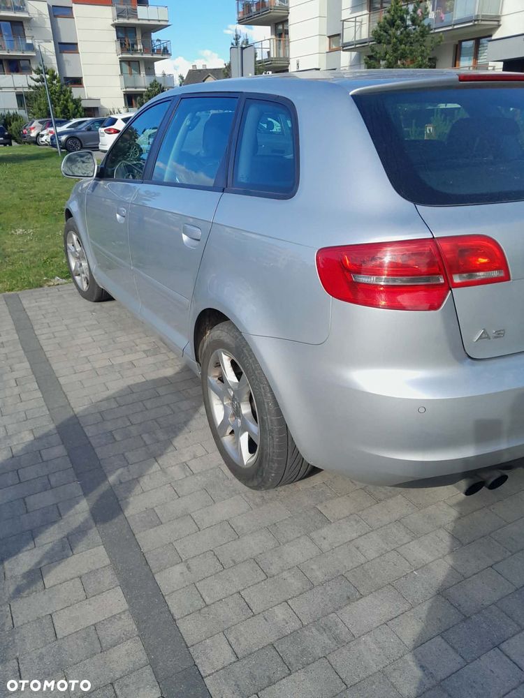 Audi A3 Sportback - 3
