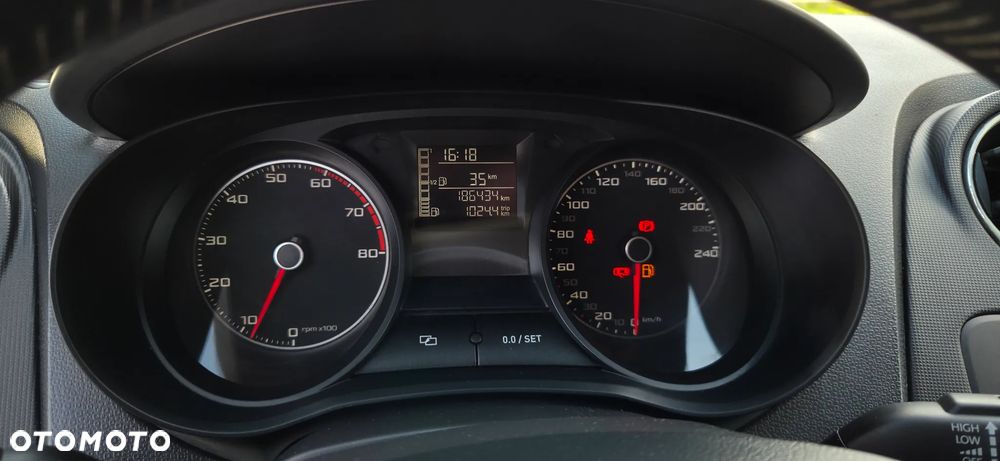 Seat Ibiza 1.2 TSI CONNECT - 27