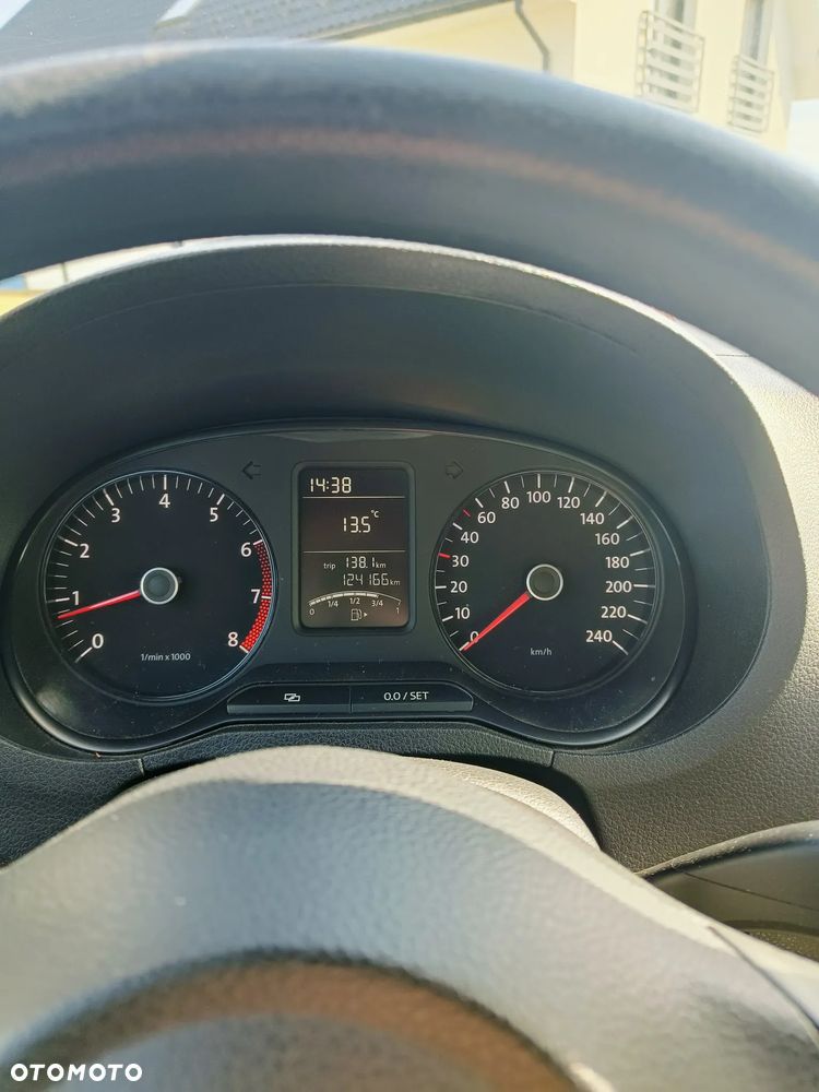 Volkswagen Polo - 6