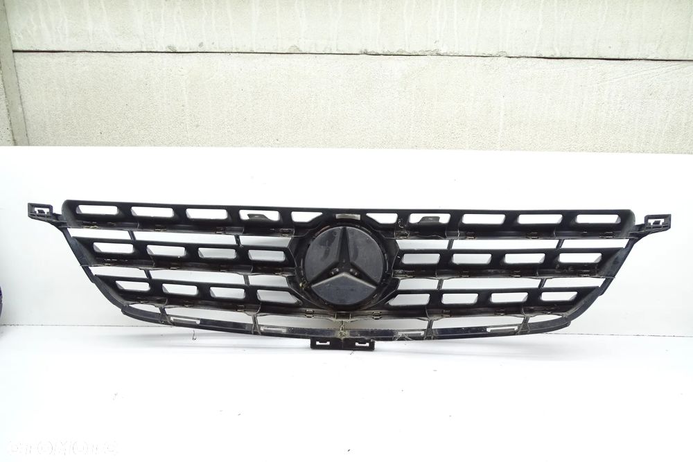 GRILL ATRAPA CHŁODNICY POD RADAR MERCEDES ML W166 A1668800123 - 7
