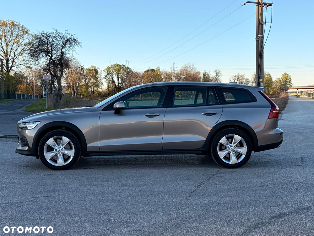 Volvo V60 Cross Country T5 AWD Geartronic Pro - 12