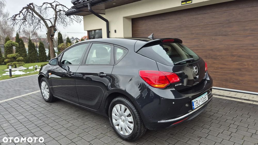 Opel Astra 1.7 CDTI Cosmo S&S - 4