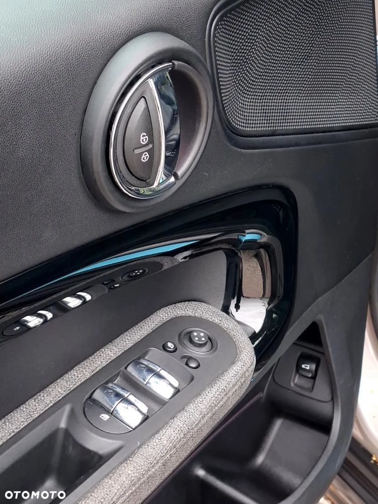 MINI Countryman Cooper Classic Trim - 21