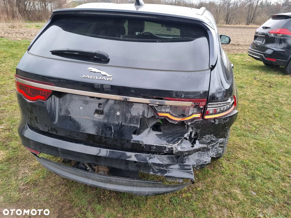 Jaguar XF 2.0 i4D Pure - 22