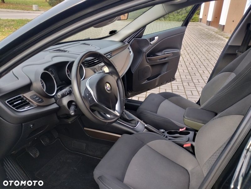 Alfa Romeo Giulietta - 9