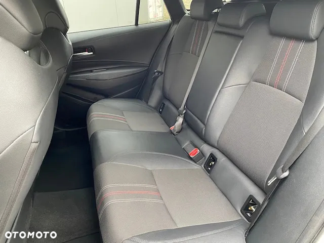 Toyota Corolla 1.8 Hybrid GR Sport - 26