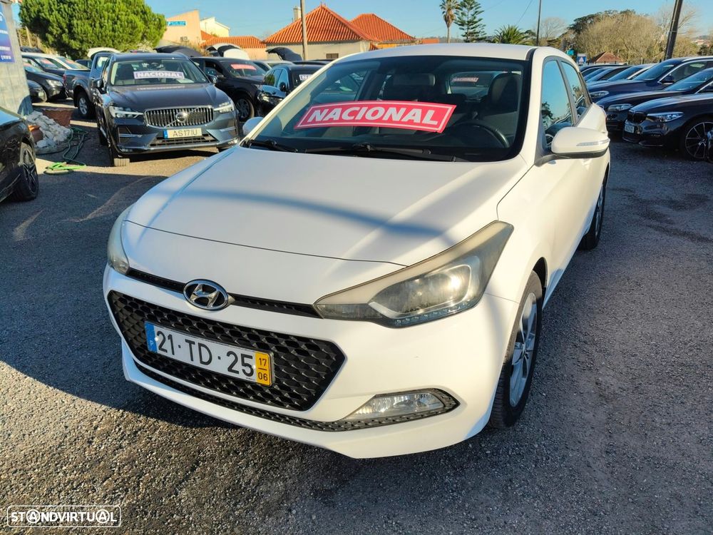 Hyundai i20 1.1 CRDi Comfort - 3