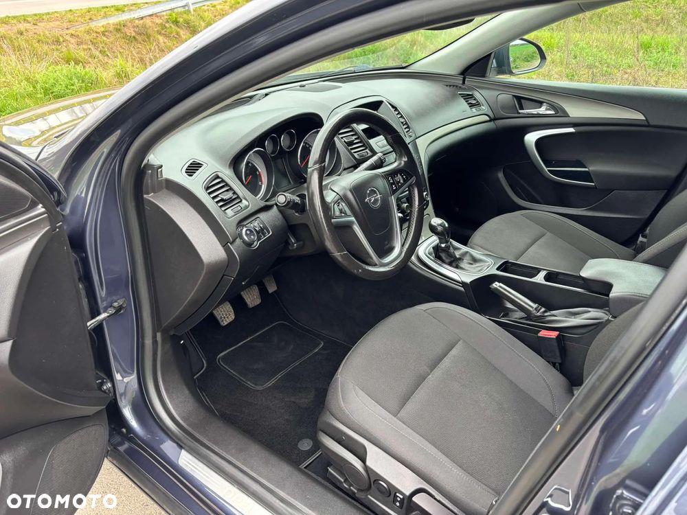 Opel Insignia - 17