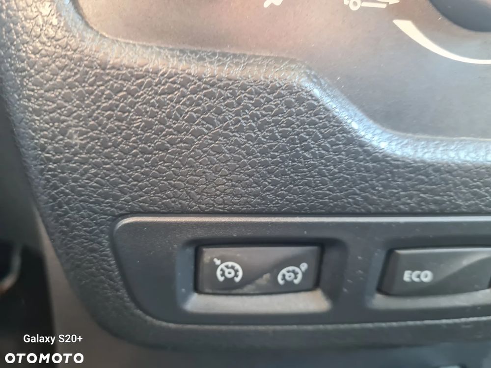 Dacia Lodgy dCi 90 Essential - 14