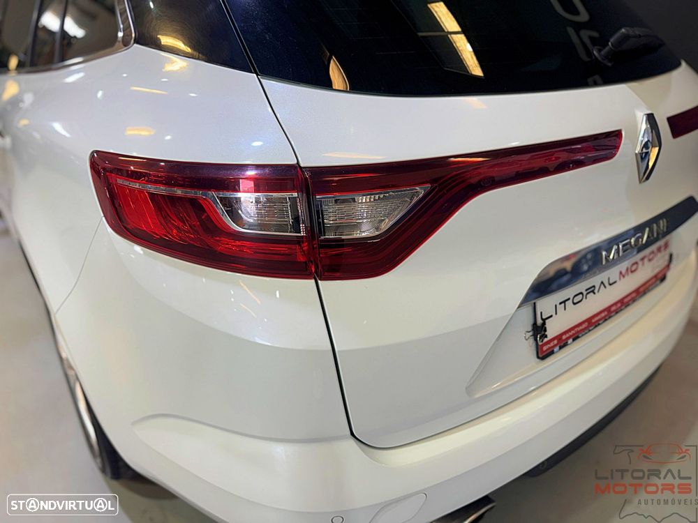 Renault Mégane Sport Tourer 1.5 dCi Dynamique S EDC - 9
