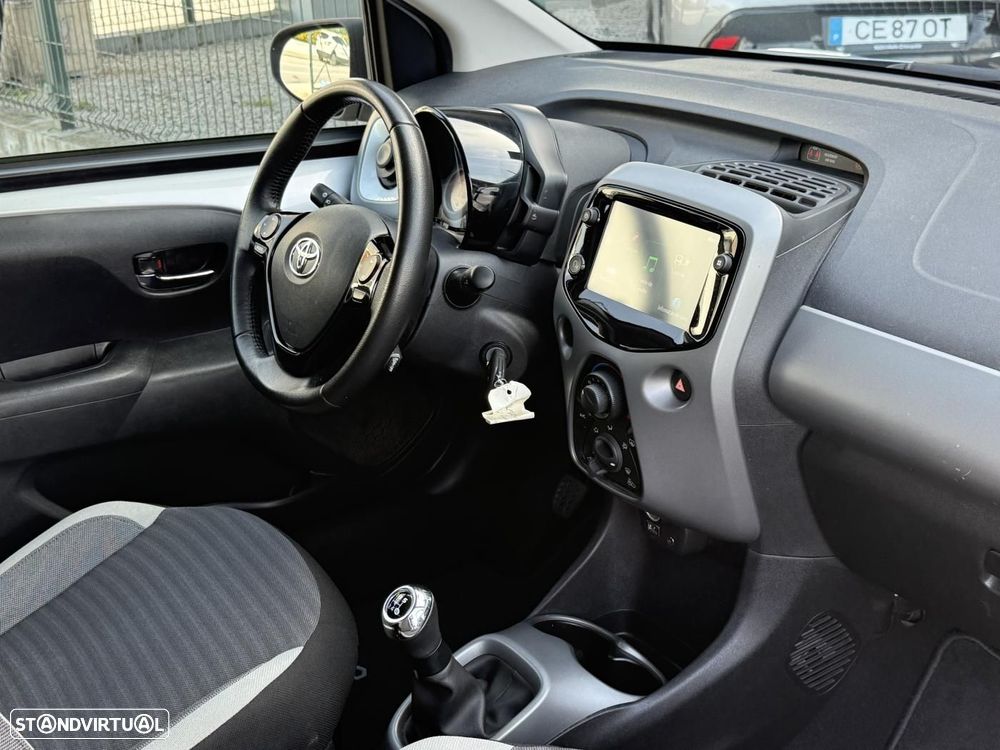 Toyota Aygo 1.0 X-Play+X-Touch - 36