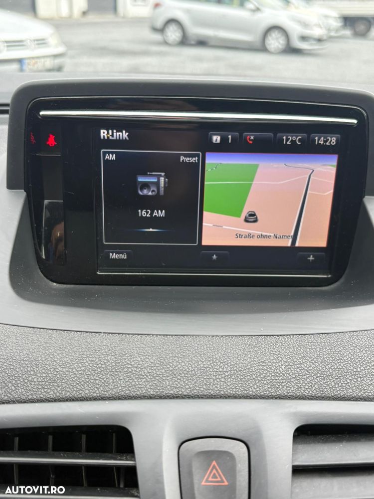 Renault Megane dCi 110 FAP Paris - 15