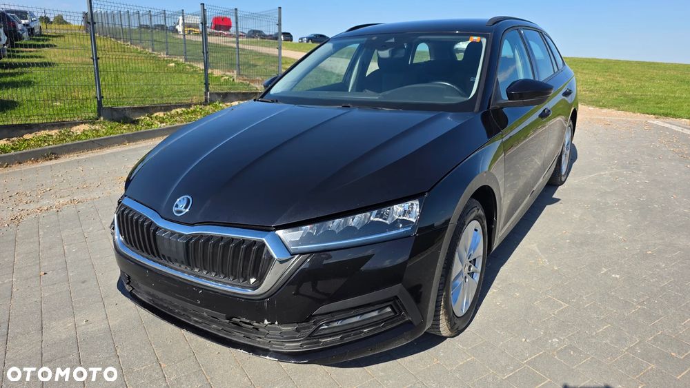 Skoda Octavia 2.0 TDI Ambition DSG - 1