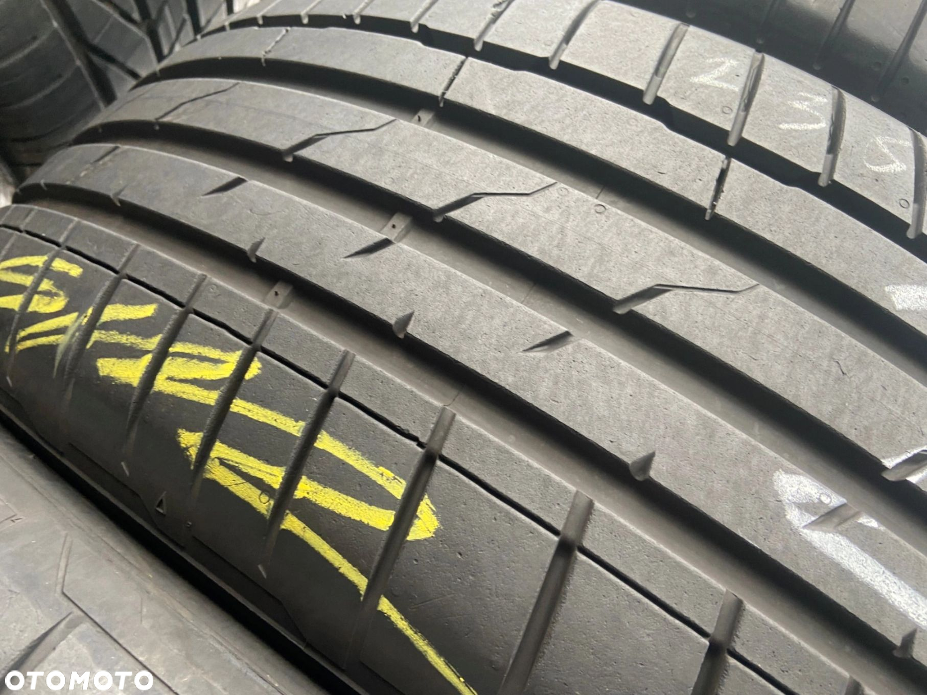 235/50/20 Hankook Ventus S1 Evo3_6,2mm_2szt_(213) - 3