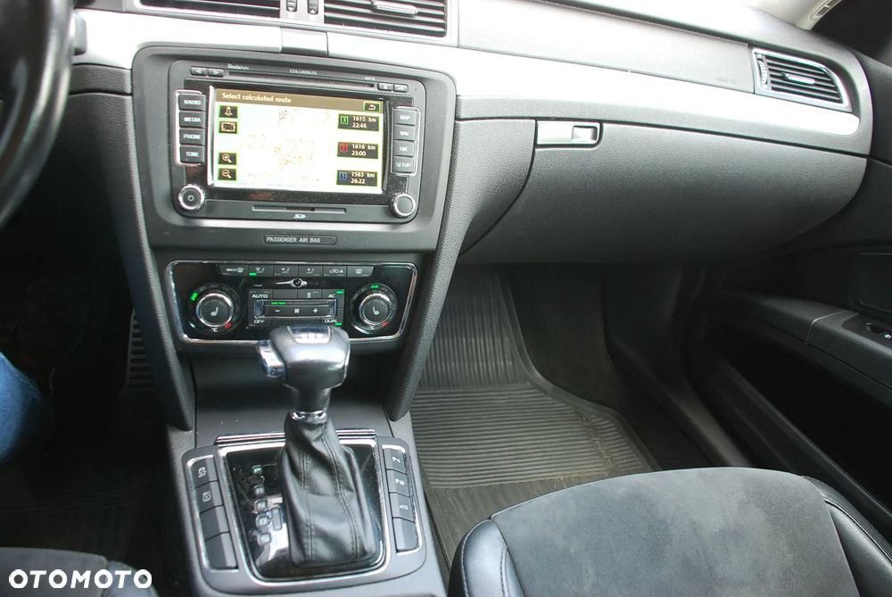 Skoda Superb 2.0 TDI Green tec DSG Elegance - 13