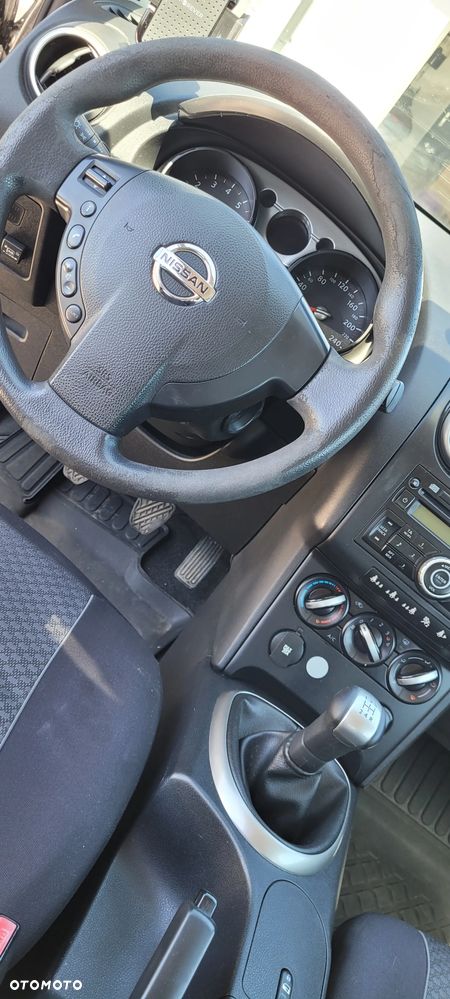 Nissan Qashqai - 10