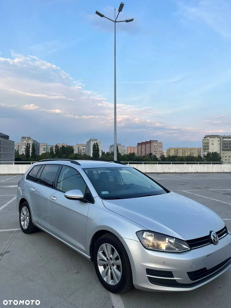 Volkswagen Golf VI 1.6 TDI Comfortline - 5